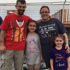 Meet your Posher, Traci